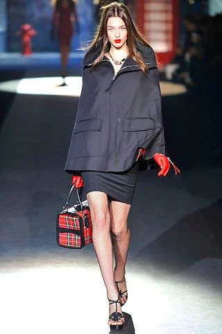 Look 16